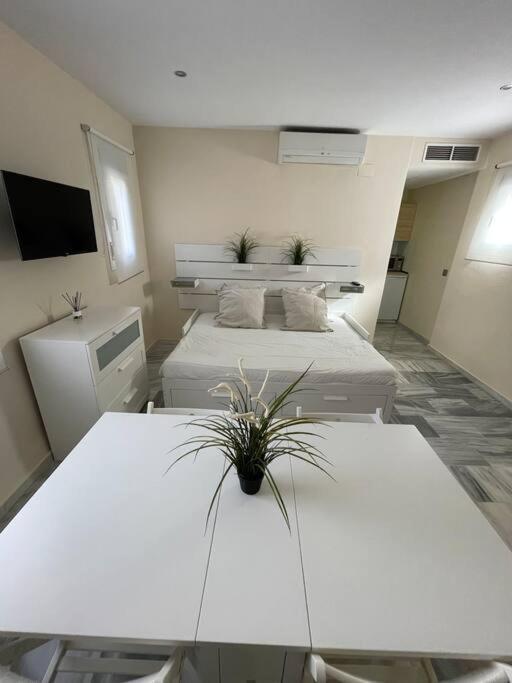 Apartamento En Calle Rocio-Triana Apartman Sevilla Kültér fotó